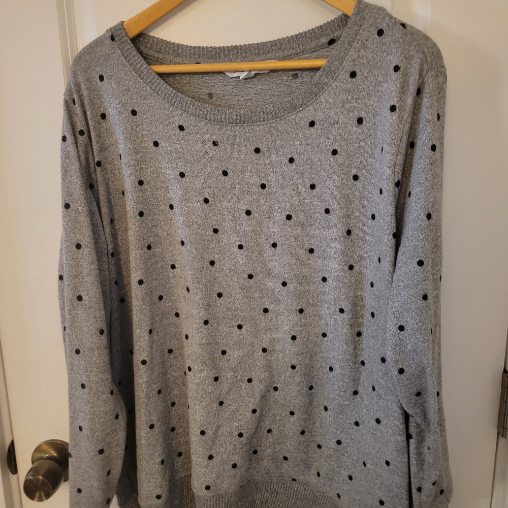 Chic Gray Lightweight Polka Dot Sweater